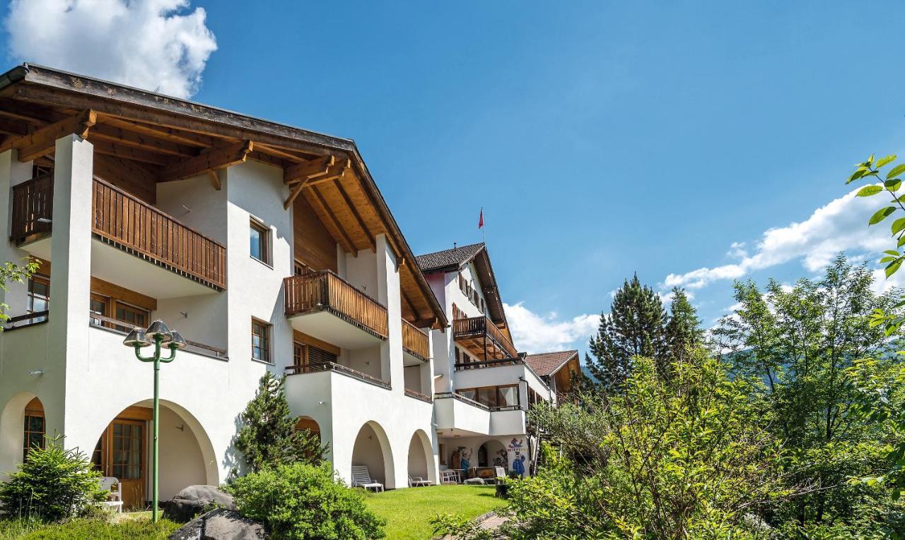 Aparthotel Muchetta Wiesen Екстериор снимка