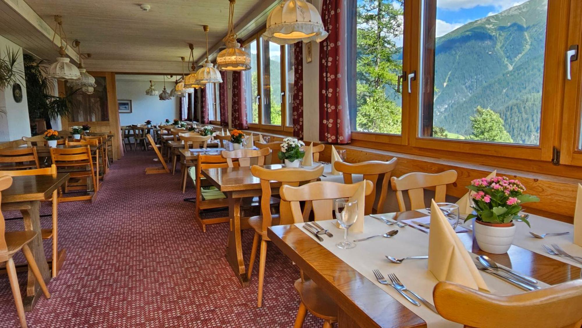Aparthotel Muchetta Wiesen Екстериор снимка