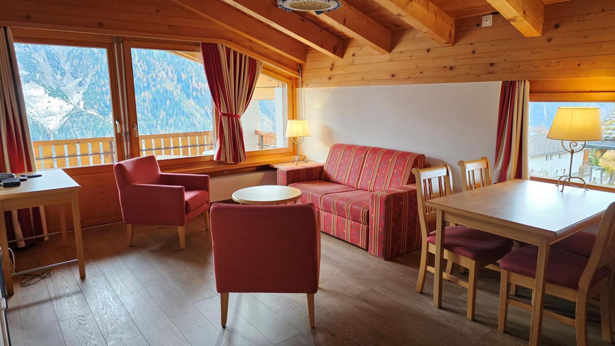 Aparthotel Muchetta Wiesen Екстериор снимка
