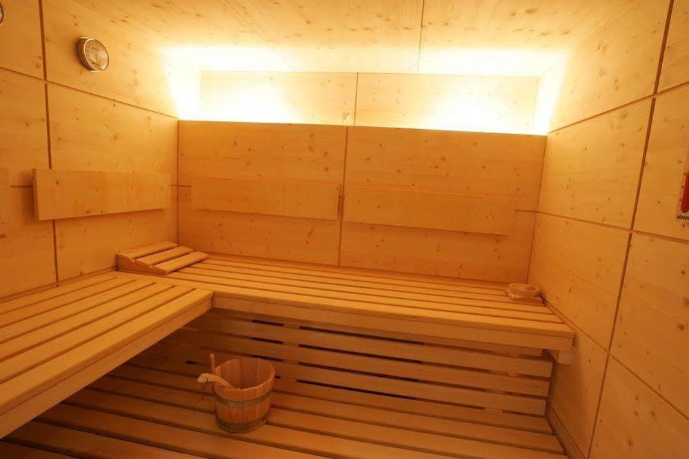 Aparthotel Muchetta Wiesen Екстериор снимка